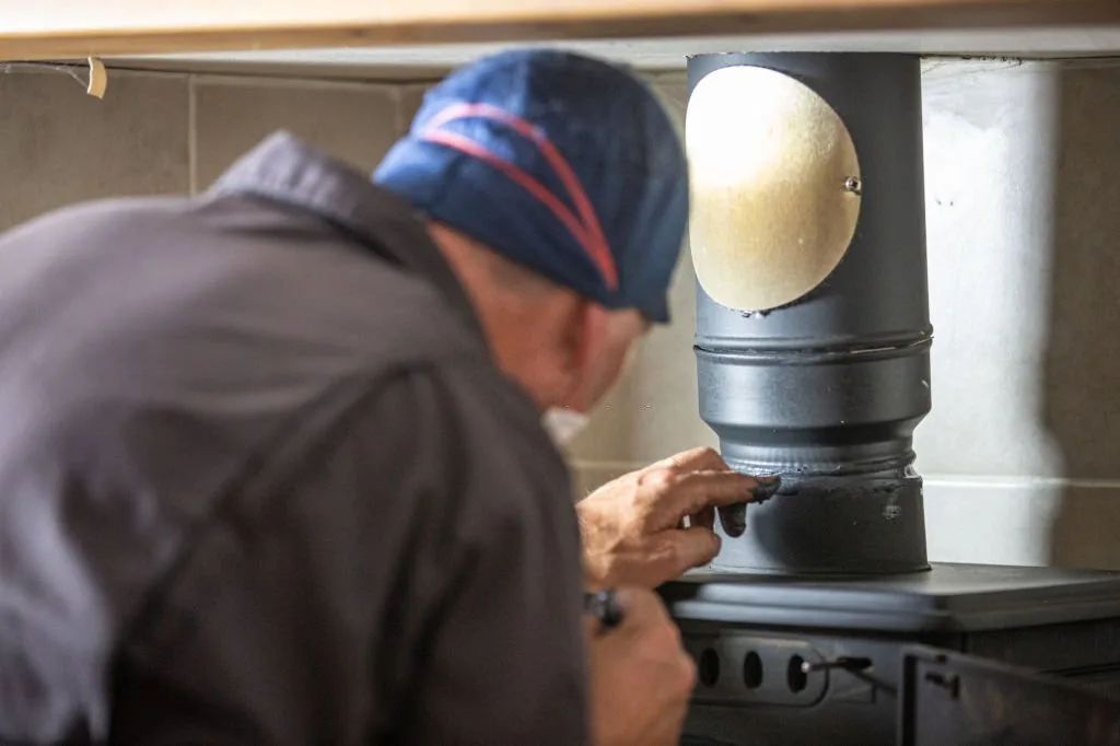 Chimney flue exterior